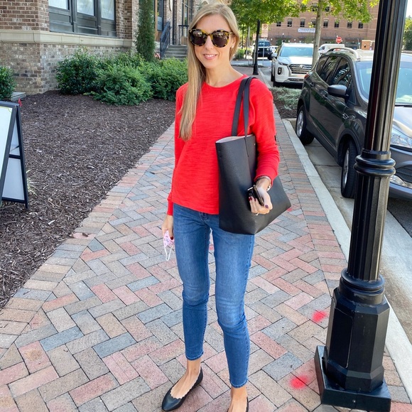 Meet your Posher, Stephanie - Picture 1 of 1